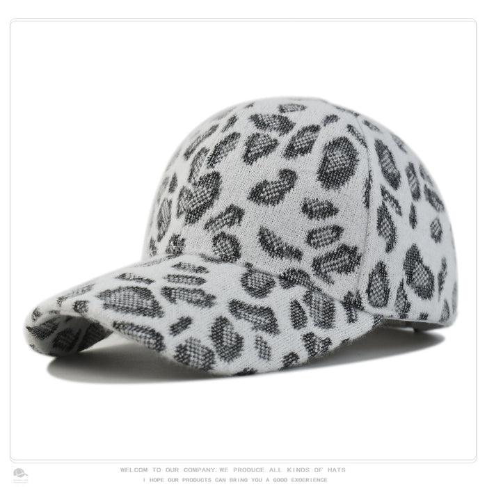 Wholesale Thick warm baseball cap for autumn and winter leopard print retro duckbill cap all-match