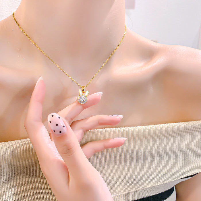 Wholesale  micro-inlaid full diamond rabbit pendant titanium steel Women's necklace clavicle chain neck jewelry