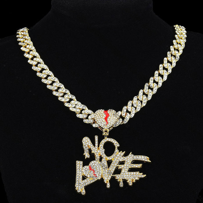 Wholesale Exaggerated Heart Crack Full Diamond Letter Pendant Necklace