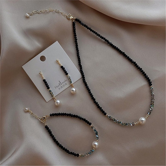 Wholesale Pearl necklace three piece set temperament fine bracelet