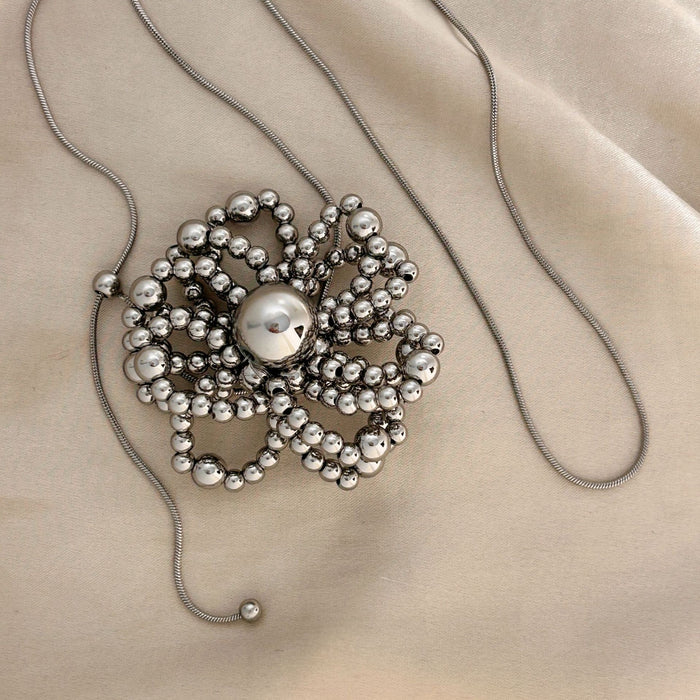 Wholesale New silver bead flower necklace, pull-out snake bone chain necklace, collarbone chain