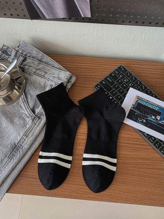Wholesale Boneless and minimalist cotton socks with breathable and sweat absorbing stripes and color blocking