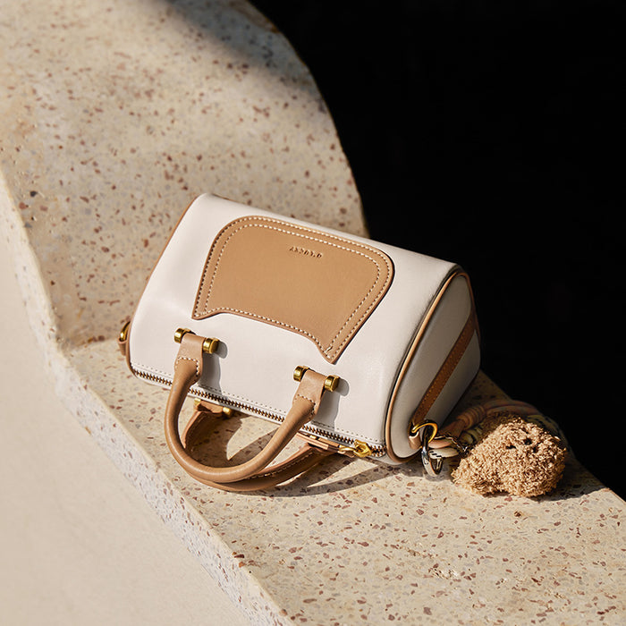 Wholesale Leather handbag, new versatile and fashionable shoulder bag, commuting high-end feeling, large capacity crossbody bag