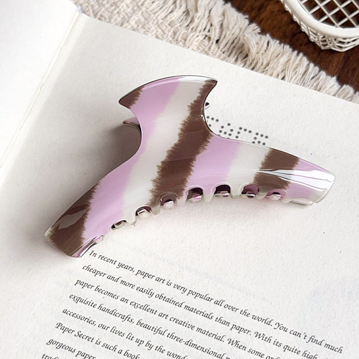 Wholesale Irregular Striped PVC Hair Claw Fashion Accessory for Everyday Styling