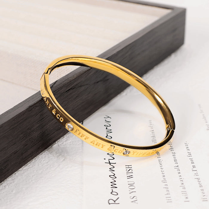 Wholesale Fashionable Titanium Steel Bracelet, Gold Plated Bracelet, Buckle Bracelet, Manufacturer Wholesale, Customizable