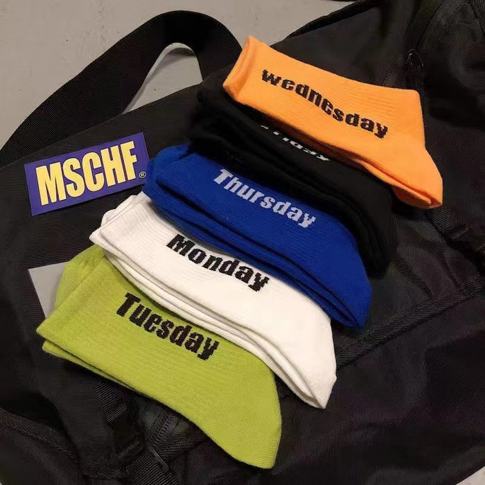 Wholesale Socks women' s sports socks cotton socks white stockings autumn and winter