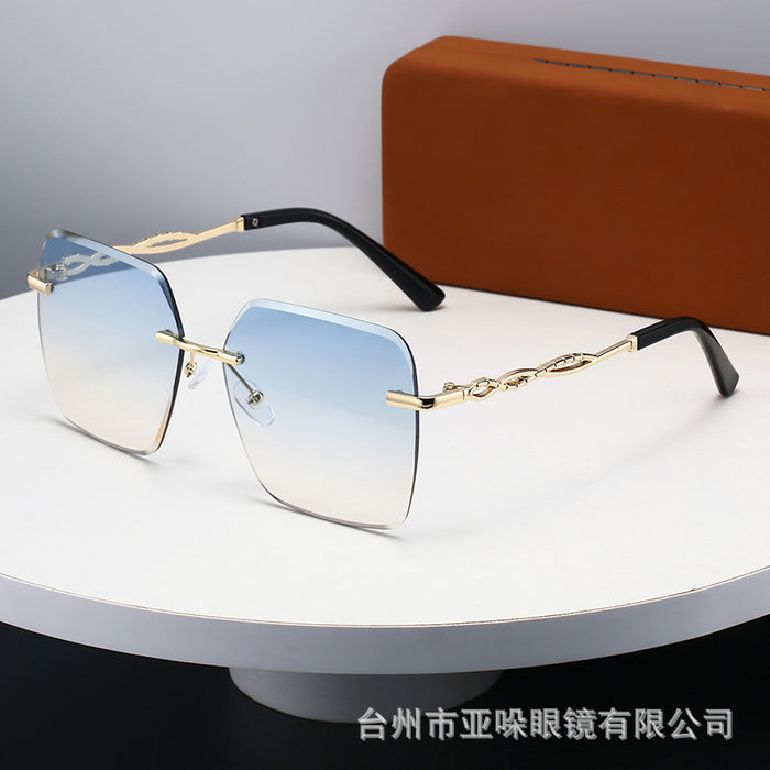Wholesale New borderless luxury sunglasses for street photography, UV resistant sunglasses