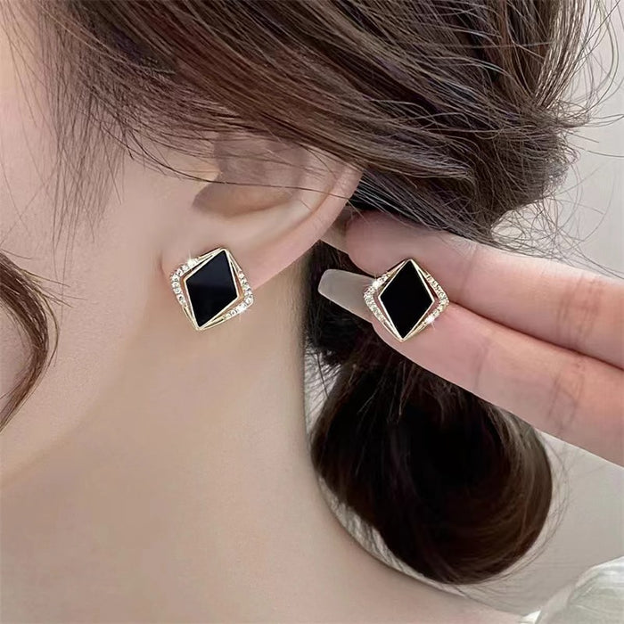 Wholesale 925 Anti-Silver Needle Elegant Light Luxury Prismatic Black Earrings Earrings for Women