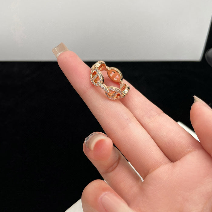 Wholesale Gold plated ring full of diamonds, personalized, niche, simple, versatile ring