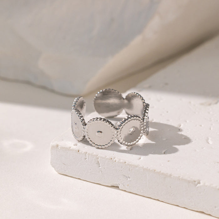 Wholesale Classic retro stainless steel hollow irregular ring for women's high-end accessories