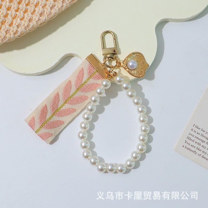 Wholesale Ribbon car alloy keychain pendant creative leaf striped pearl accessory bag decoration