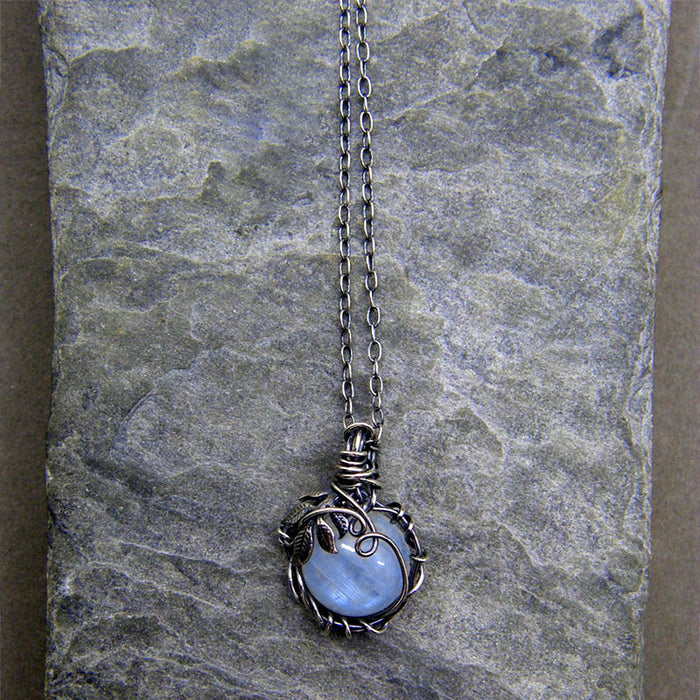 Wholesale Leaf wrapped pendant necklace, vintage imitation moonstone glass jewelry wholesale