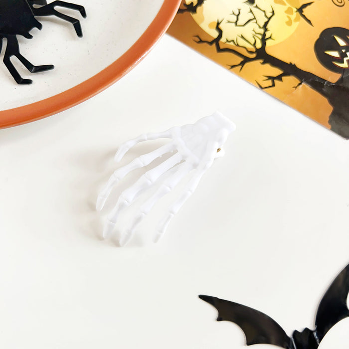 Wholesale Halloween skull Harajuku hand bone hairpin personality funny party side clip festival atmosphere ghost hand top clip hair accessories