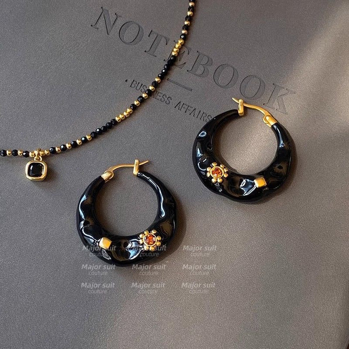 Wholesale Earrings French Retro Elegant Ear Buckle Light Luxury Niche Ear Ring New