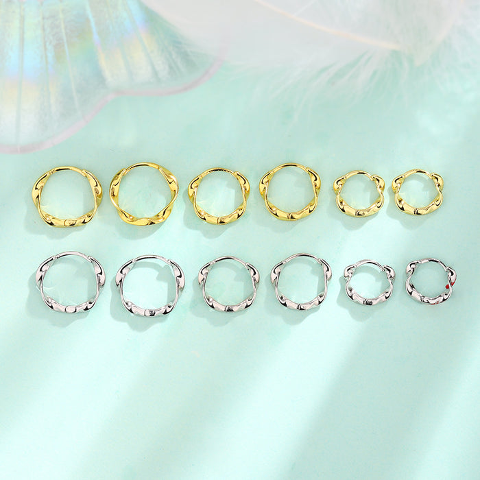 Wholesale New minimalist rotating wave earrings with ear loops