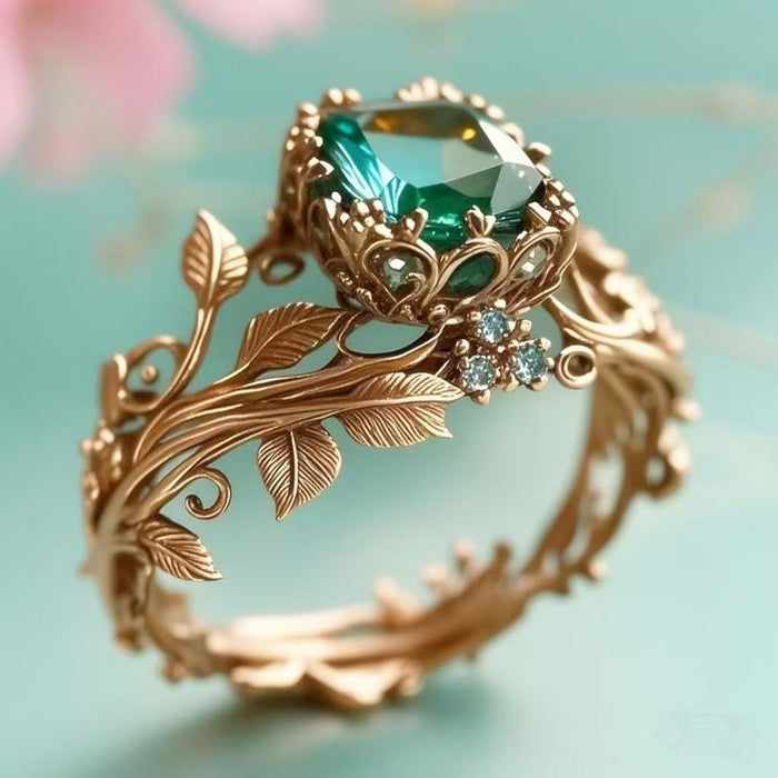 Wholesale Totem ring retro alloy inlaid with green crystal ring