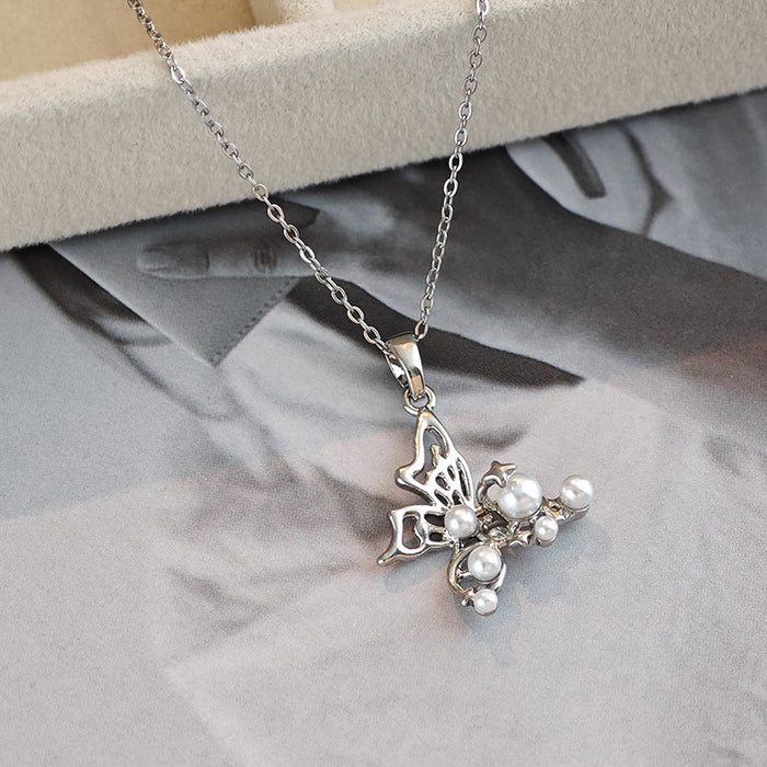 Wholesale Micro inlaid zircon pearl necklace, fashionable and niche design, butterfly collarbone chain, simple temperament, versatile accessory