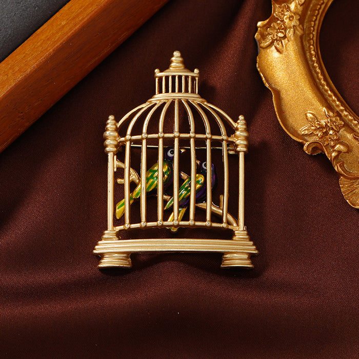 Wholesale Retro Baroque matte gold series cane bird cage Brooches Women's Small suit et pin accessories