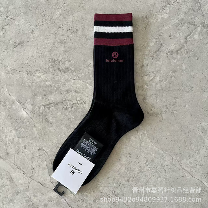Wholesale Mid length socks versatile pile socks