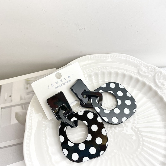 Wholesale trend wave point geometric earrings silver pin personality fashion acrylic earrings