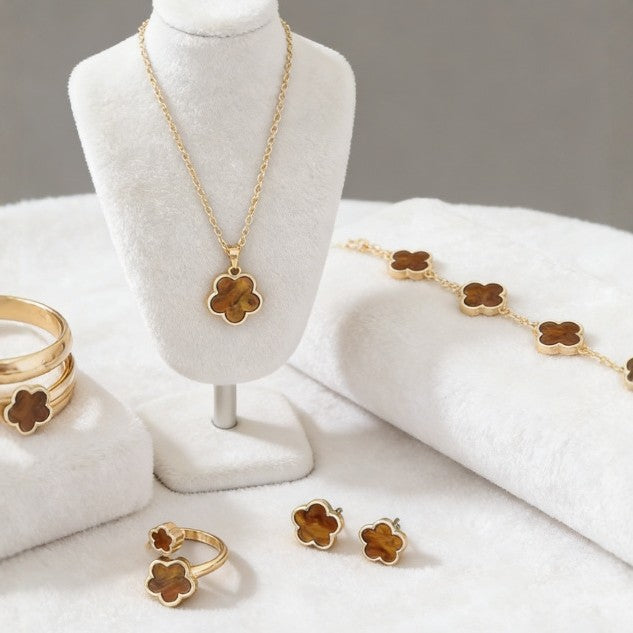 Wholesale Lucky Clover Flower Design 5-Piece Jewelry Set Alloy Electroplated Fashion Accessory