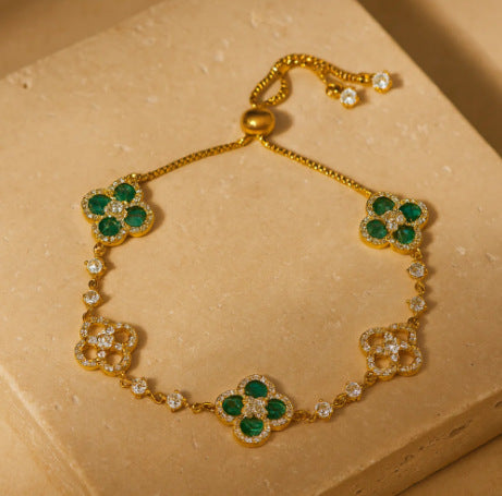 Wholesale Micro-set cubic zirconia four-leaf clover adjustable bracelet