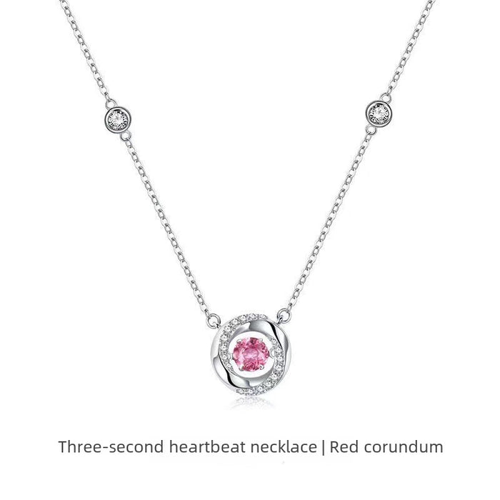 Wholesale Necklaces, niche collarbone chains, pulsating hearts