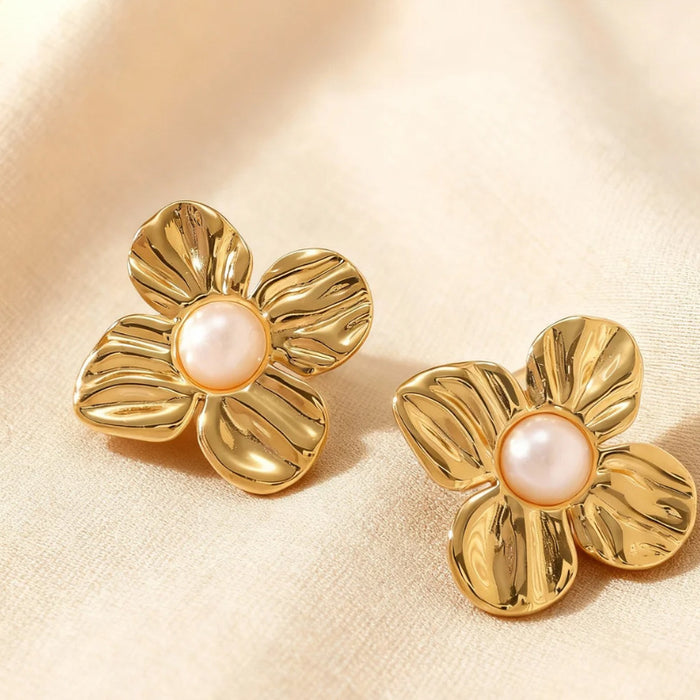 Wholesale Versatile and sophisticated titanium steel flower earrings