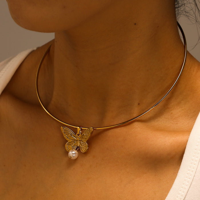 Wholesale Fashionable and personalized stainless steel butterfly hanging pearl pendant collar accessories color preservation wholesale