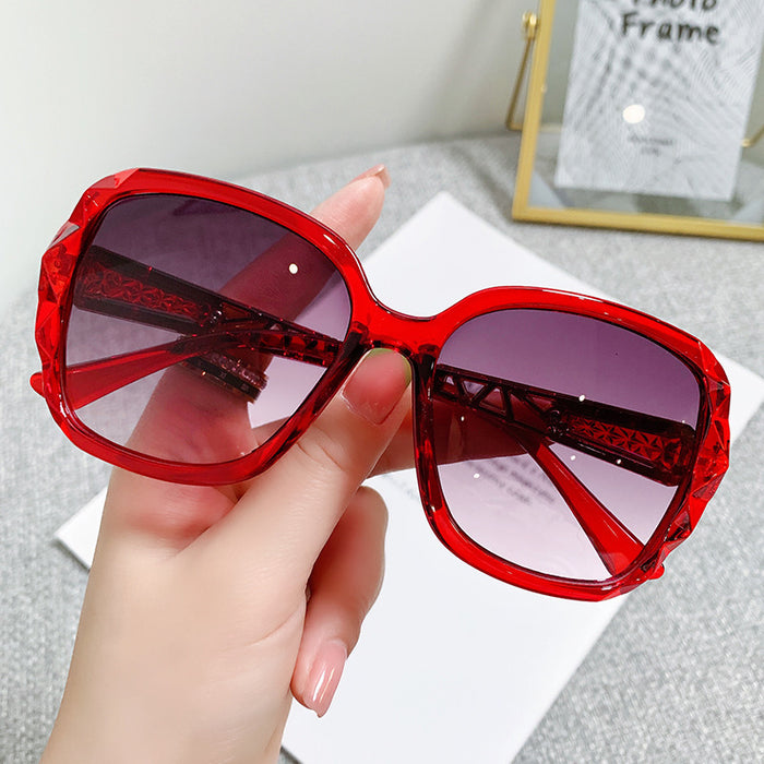 Wholesale ladies sunglasses trendy fashion large frame sunscreen sunglasses holiday vintage sunglasses