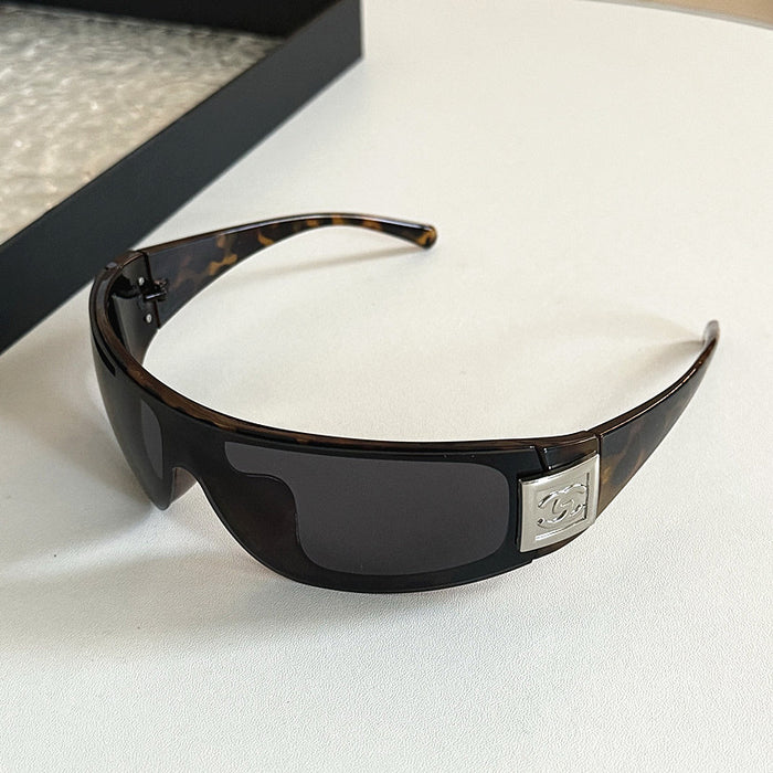 Wholesale Retro cycling sunglasses for men, sunglasses for women, fashionable and personalized