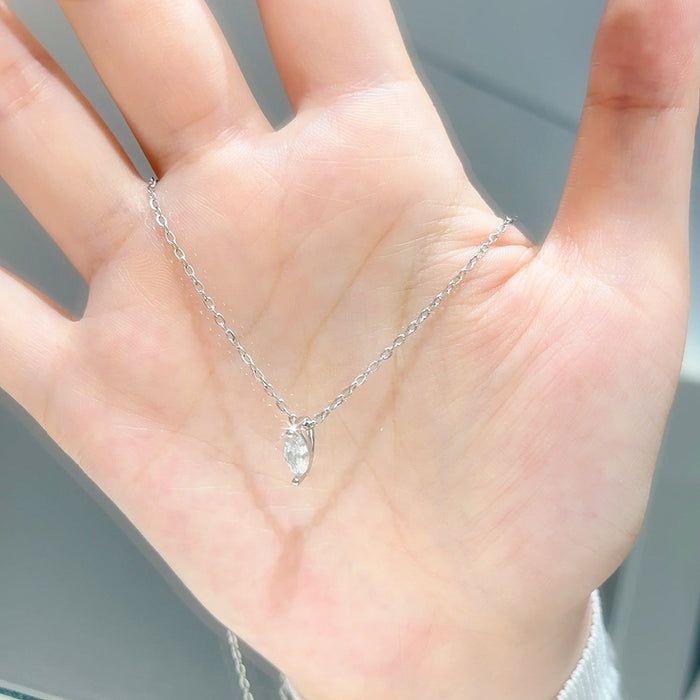 Wholesale New high-end necklace pendant made of titanium steel that does not fade collarbone chain