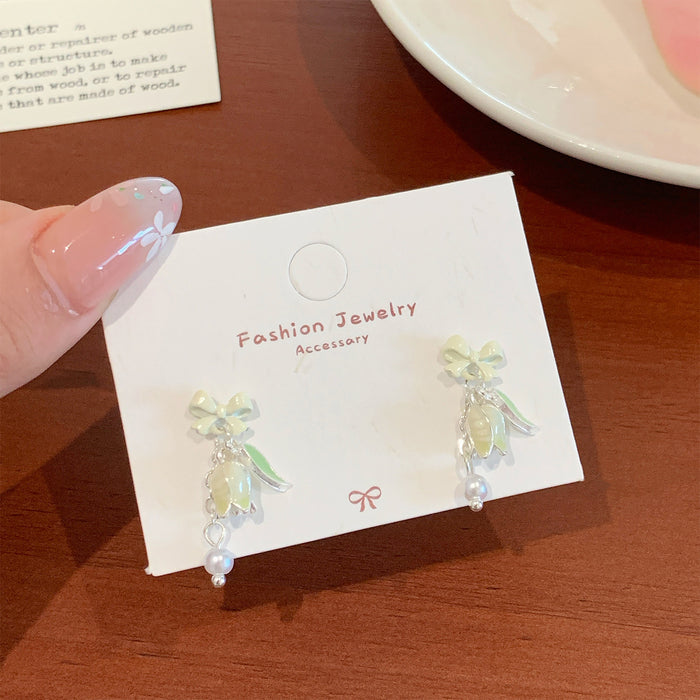 Wholesale Earrings, women's silver needles, exquisite and niche design earrings