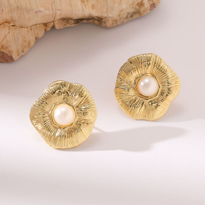 Wholesale Retro-style personalized flower electroplated stud earrings