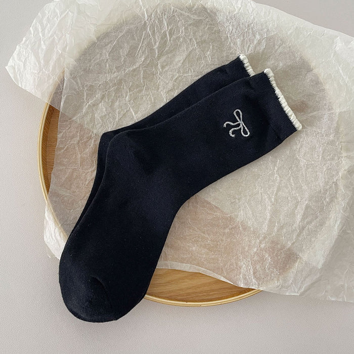 Wholesale Lace Embroidered Bow Socks Combed Cotton Middle Tube Socks Stacked Socks