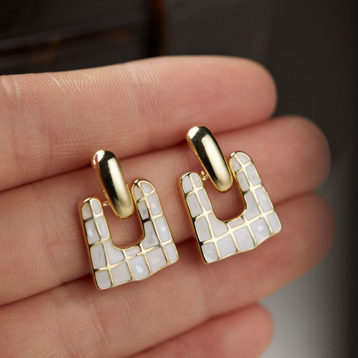Wholesale Accessories, niche high-end pendant earrings, light luxury earrings, temperament earrings