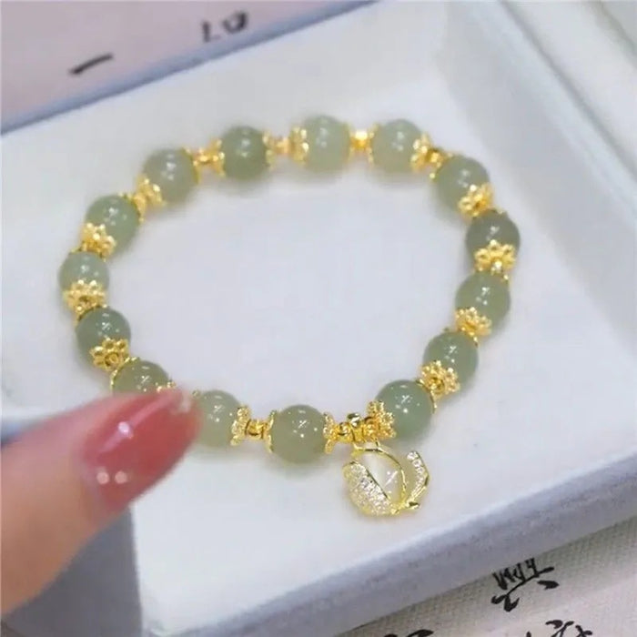 Wholesale Bracelet for women, light luxury, high-end, fashionable and versatile