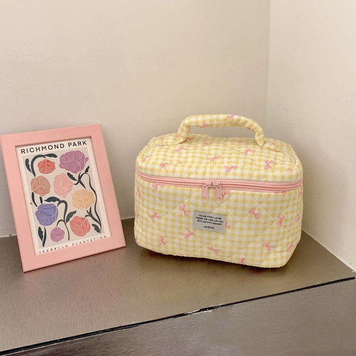 Wholesale plaid cosmetic bag large capacity high-end sense cute portable high-value storage bag