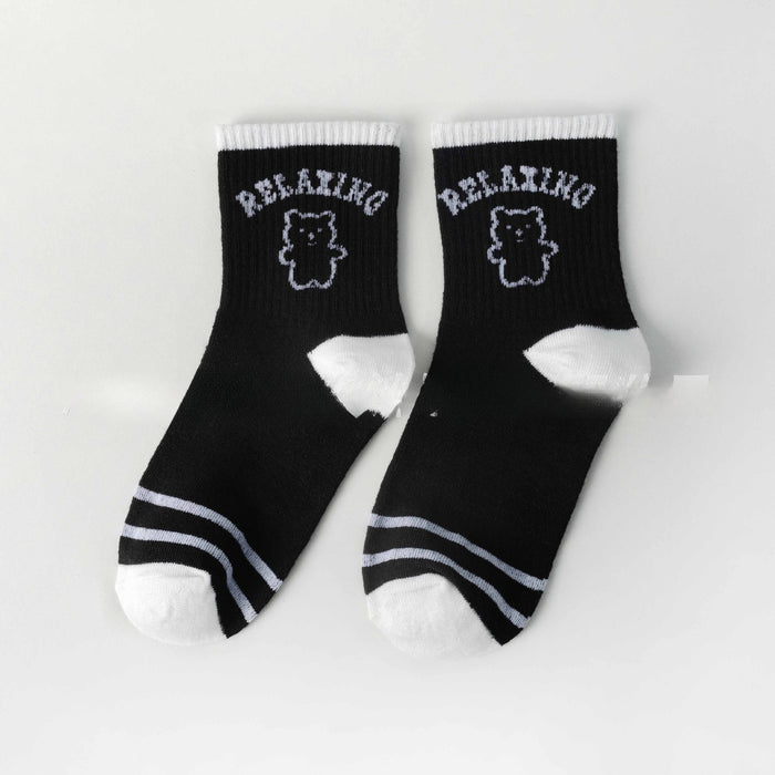 Wholesale of 10pcs Little Bear Black and White Mid Length Socks JDC-SK Miqi010