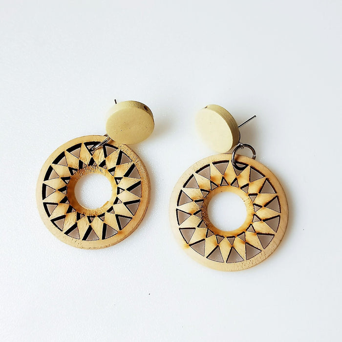 Wholesale White Geometric Ethnic Vintage Wood Earrings MOQ≥2 MOQ≥2 JDC-ES-AnX008 Earrings 安修 Log color MOQ2 Wholesale Jewelry JoyasDeChina Joyas De China