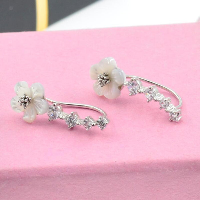 Wholesale silver resin flower earrings JDC-ES-dir007