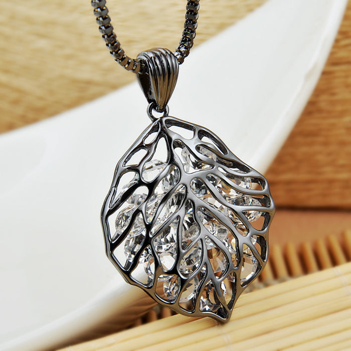 Wholesale necklace alloy long necklace net celebrity imitation crystal hollow leaf pendant MOQ≥2 JDC-NE-YouH021