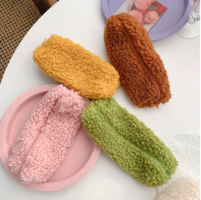 Wholesale Pencil Bags Lamb Wool Cute Solid Color MOQ≥2 JDC-PB-YUNKE001
