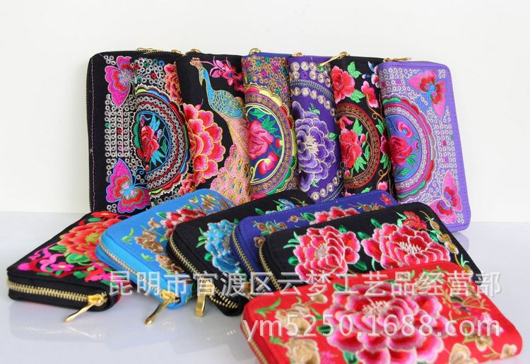 Wholesale Wallet Ethnic Embroidery Cotton Satin  MOQ≥3 JDC-WT-Yunm002