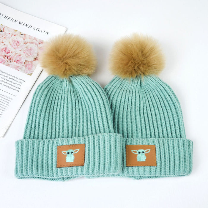Wholesale Hat Yarn Autumn/Winter Hairball Warm Knitted Hat JDC-FH-Shenm004