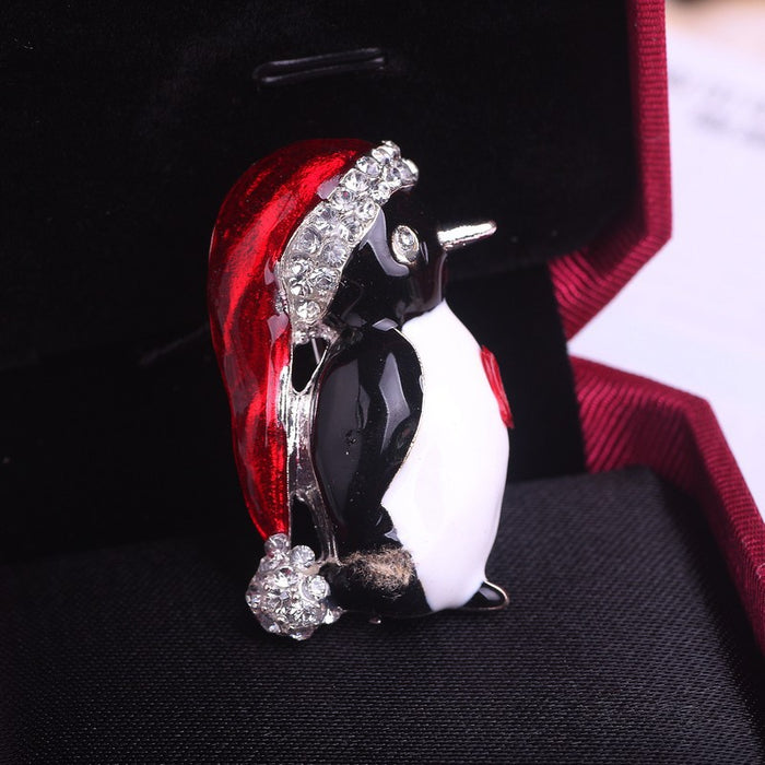 Wholesale Brooch Alloy Christmas Cute Penguin Collar Pin JDC-BC-MDD008