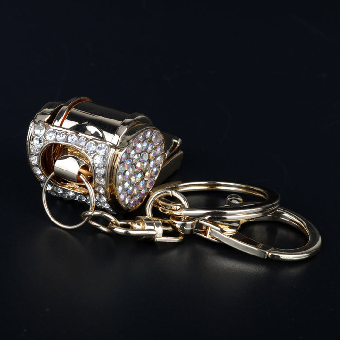 Wholesale exquisite diamond-studded whistle keychain creative metal car keychain JDC-KC-AngJ008