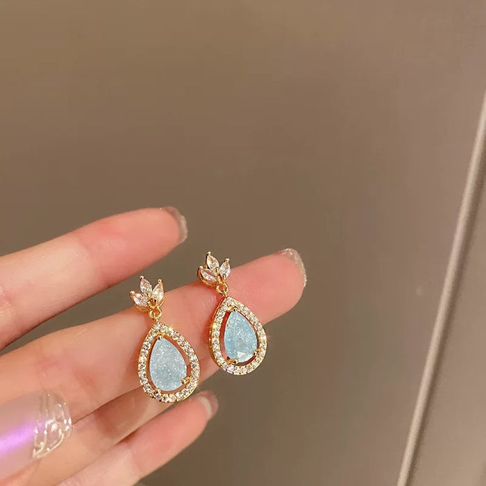 Wholesale silver needle blue series diamond pearl flower earrings JDC-ES-Fengm076