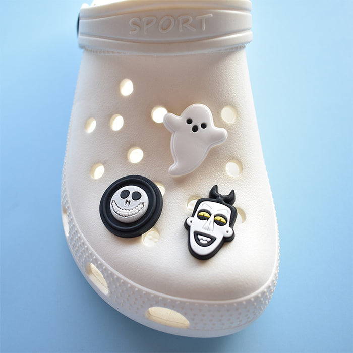 Wholesale Random 100pcs Cartoon Cute PVC DIY Accessories Croc Charms (M) JDC-CCS-XinQ005