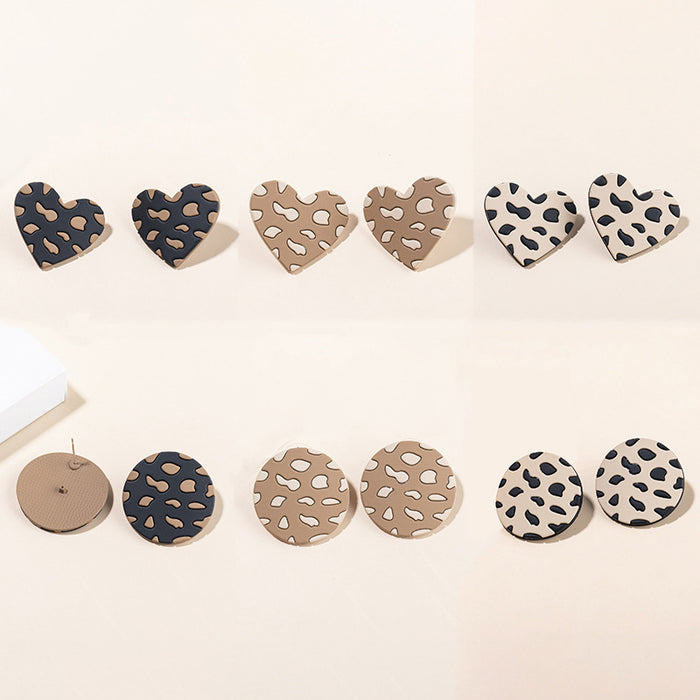 Wholesale Leopard Print Love Metal Stud Earrings Silver Pin MOQ≥3 JDC-ES-XLH014